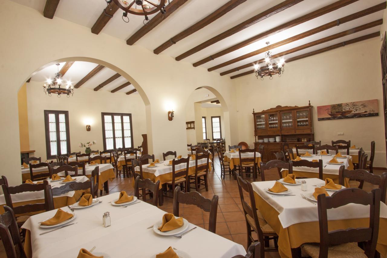 Hotel Puerta De La Sierra Puerto Serrano Eksteriør bilde